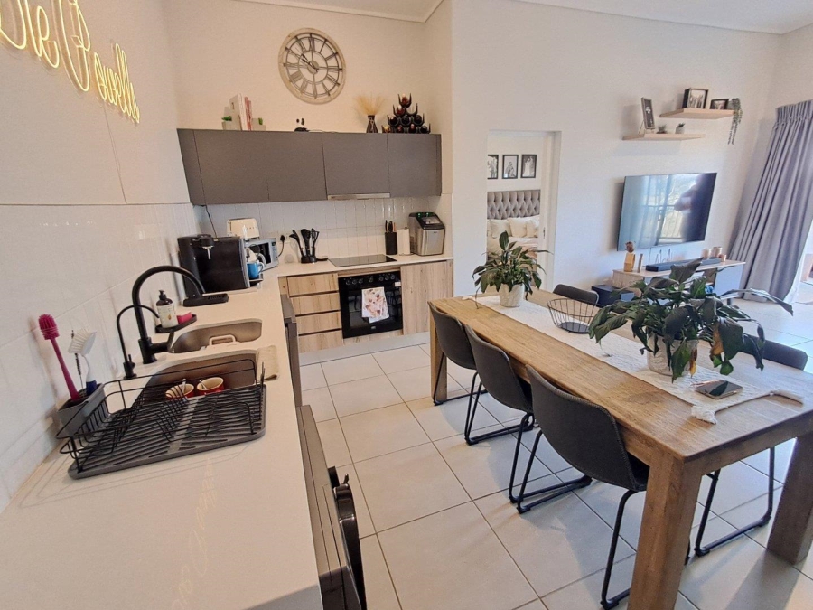 2 Bedroom Property for Sale in Aspen Hills Gauteng