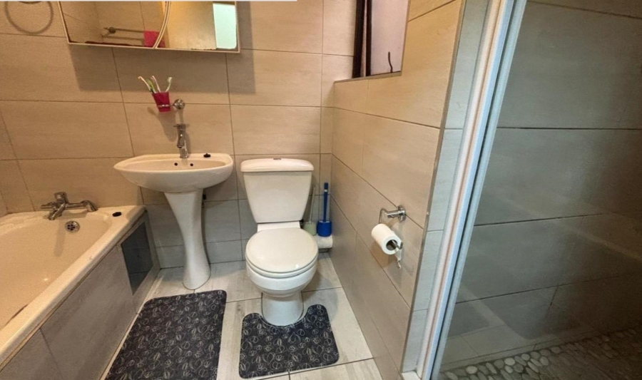 2 Bedroom Property for Sale in Winchester Hills Gauteng