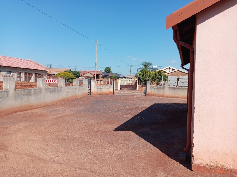 2 Bedroom Property for Sale in Ga-Rankuwa Gauteng