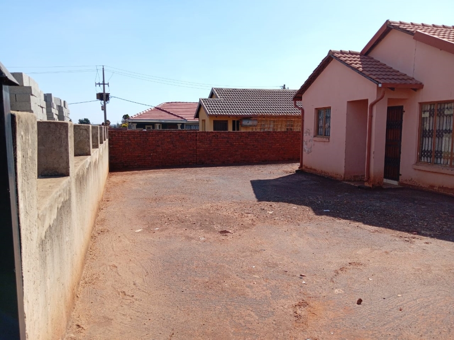 2 Bedroom Property for Sale in Ga-Rankuwa Gauteng
