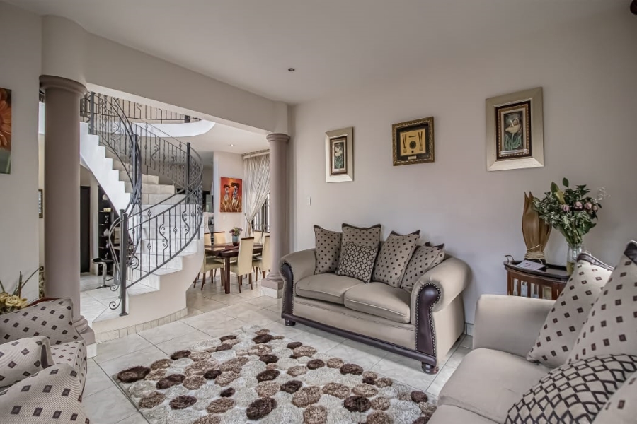 4 Bedroom Property for Sale in Amandasig Gauteng