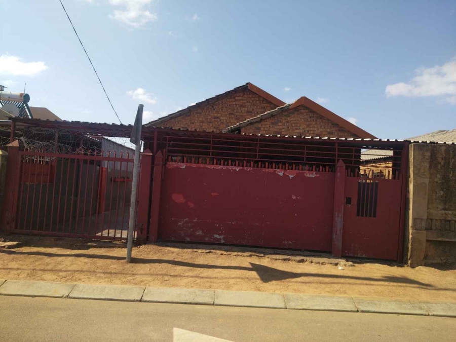 2 Bedroom Property for Sale in Soshanguve LL Gauteng