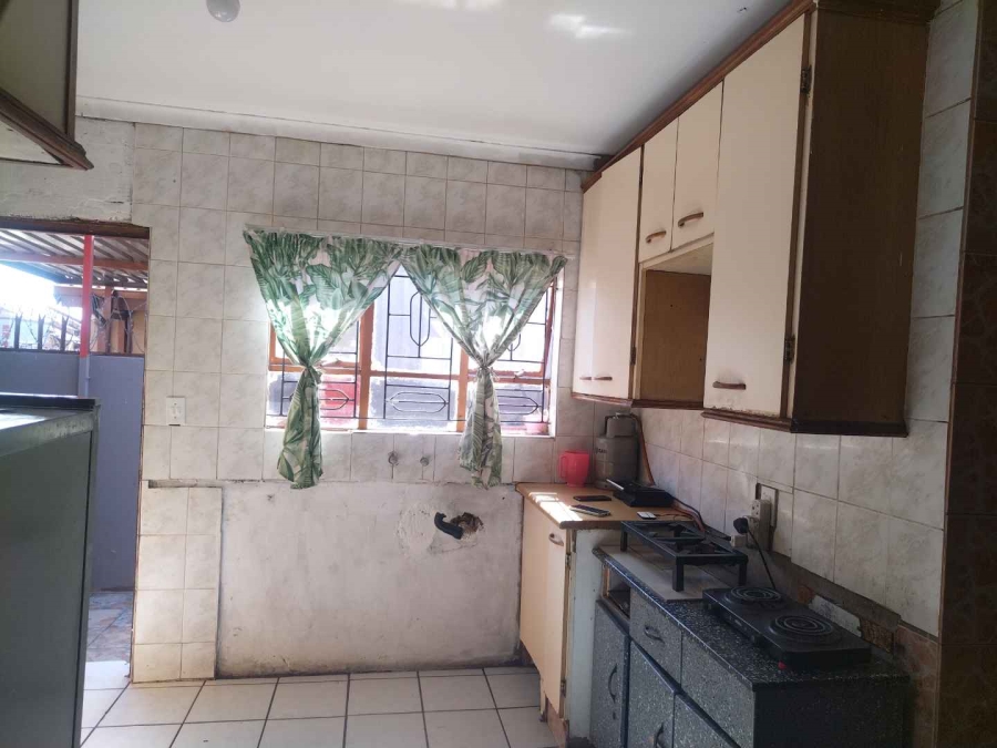2 Bedroom Property for Sale in Soshanguve LL Gauteng