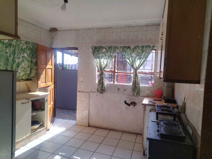 2 Bedroom Property for Sale in Soshanguve LL Gauteng