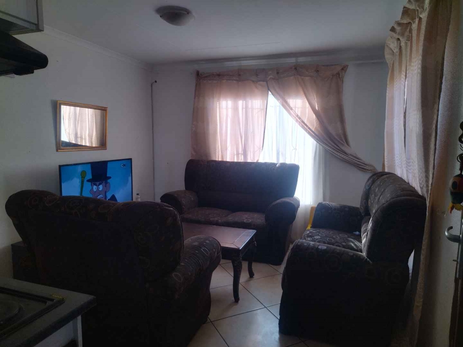 2 Bedroom Property for Sale in Soshanguve VV Gauteng