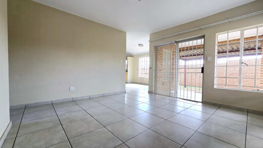 3 Bedroom Property for Sale in Equestria Gauteng