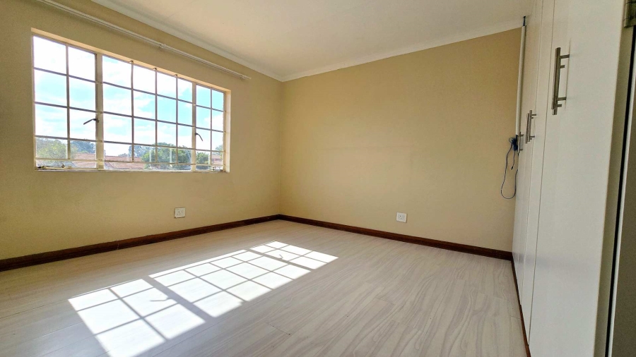 3 Bedroom Property for Sale in Equestria Gauteng