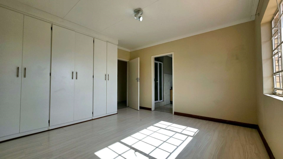 3 Bedroom Property for Sale in Equestria Gauteng