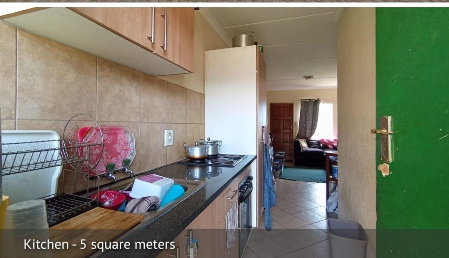2 Bedroom Property for Sale in Olievenhoutbosch Gauteng