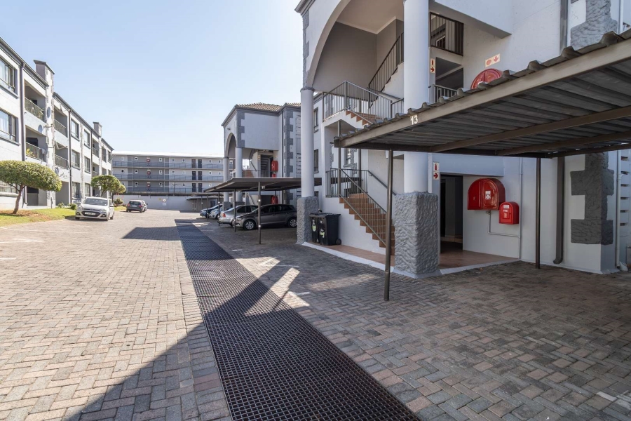 2 Bedroom Property for Sale in Northgate Gauteng