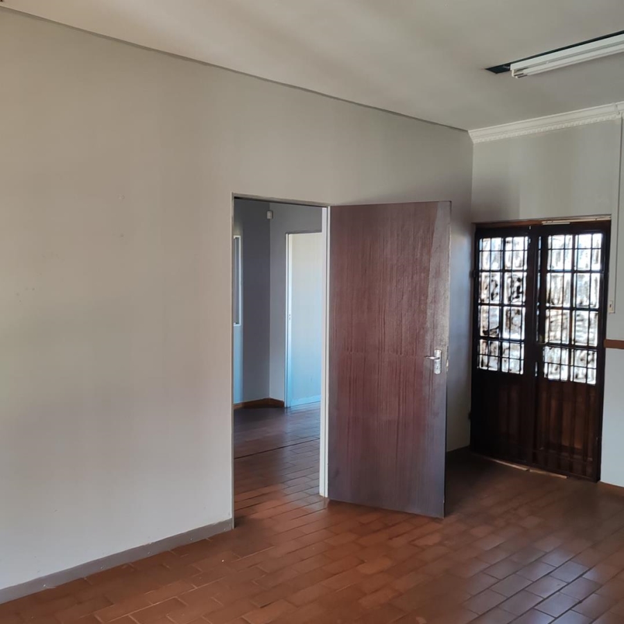 To Let commercial Property for Rent in Benoni AH Gauteng