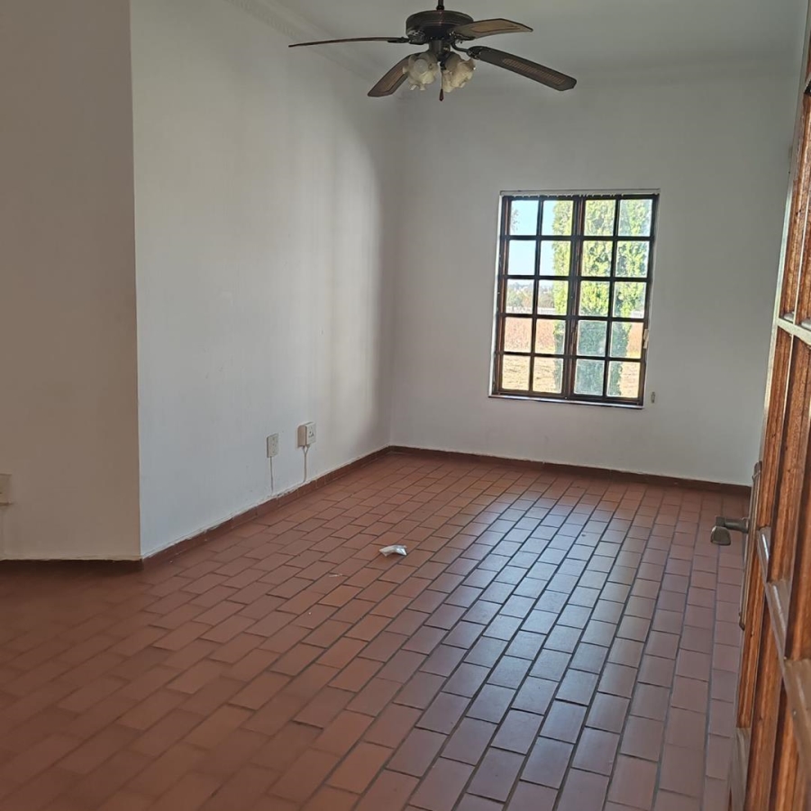 To Let commercial Property for Rent in Benoni AH Gauteng