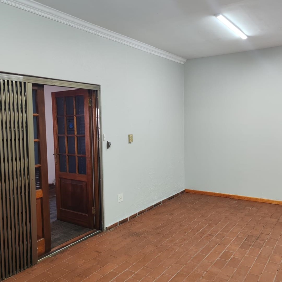 To Let commercial Property for Rent in Benoni AH Gauteng