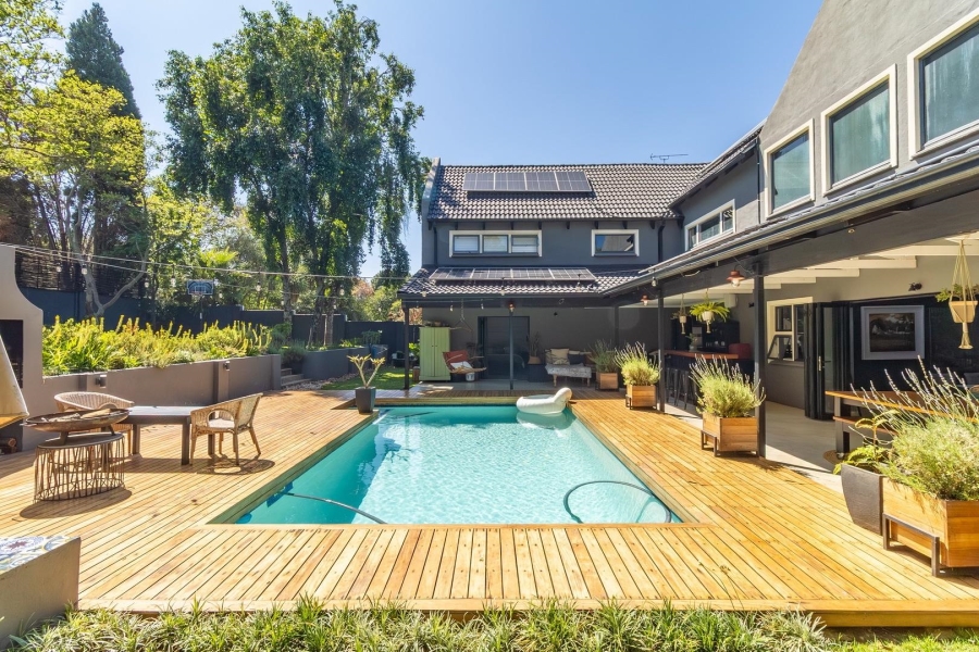 5 Bedroom Property for Sale in Kyalami Estates Gauteng