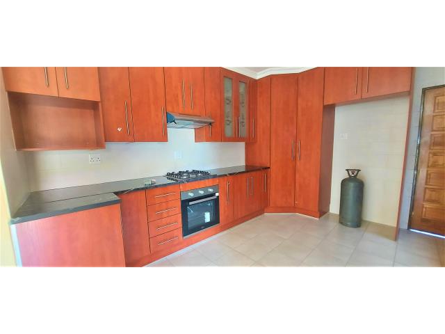 To Let 2 Bedroom Property for Rent in Rothdene Gauteng