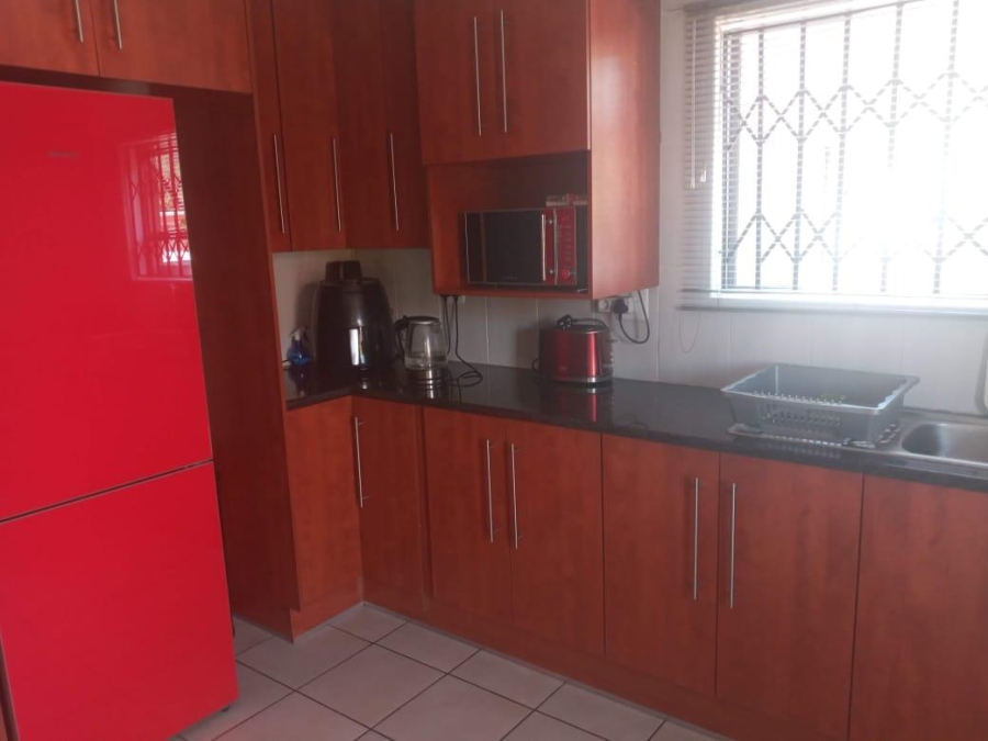 To Let 3 Bedroom Property for Rent in Rothdene Gauteng