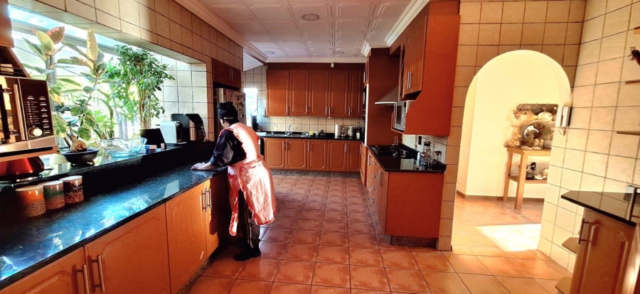 5 Bedroom Property for Sale in Libradene Gauteng