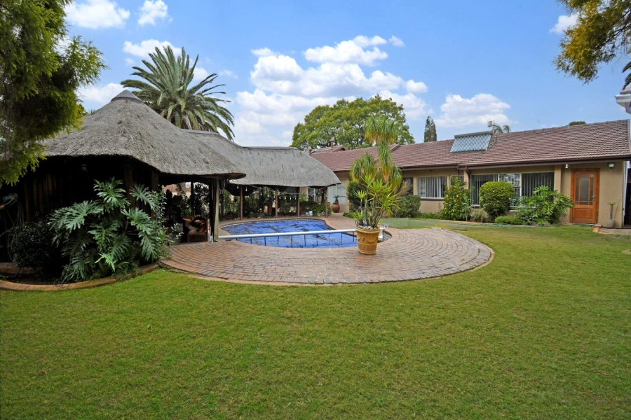 5 Bedroom Property for Sale in Libradene Gauteng
