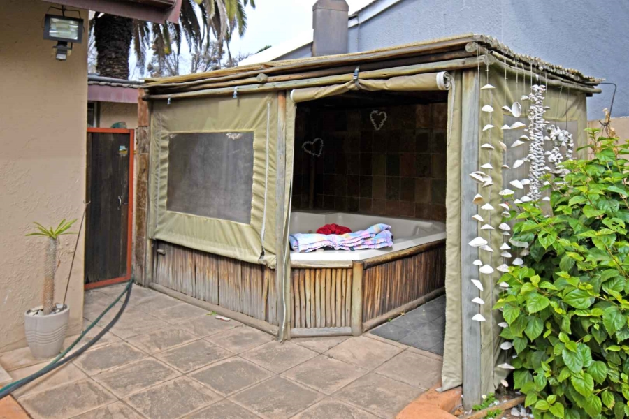 5 Bedroom Property for Sale in Libradene Gauteng
