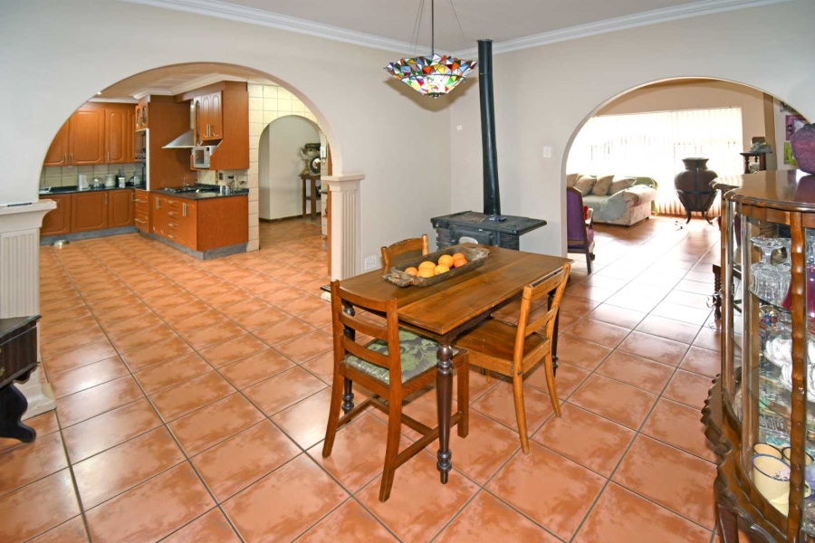 5 Bedroom Property for Sale in Libradene Gauteng