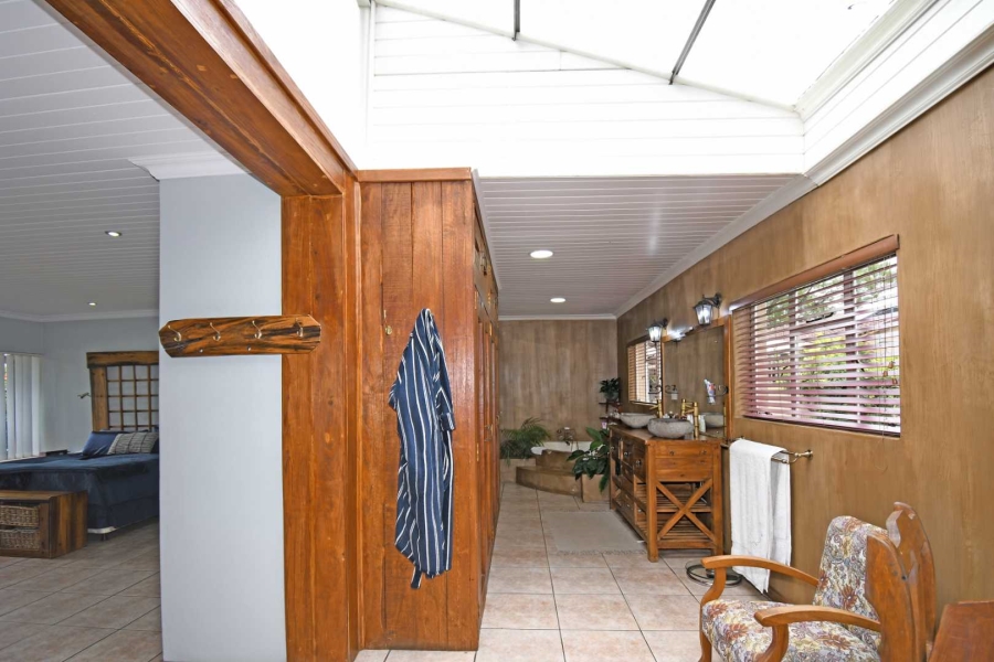 5 Bedroom Property for Sale in Libradene Gauteng