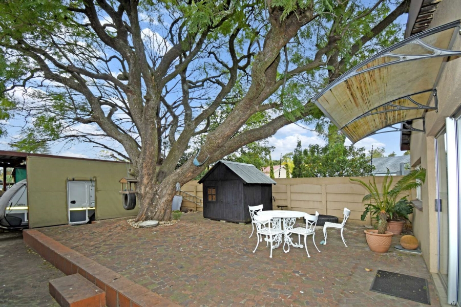 5 Bedroom Property for Sale in Libradene Gauteng