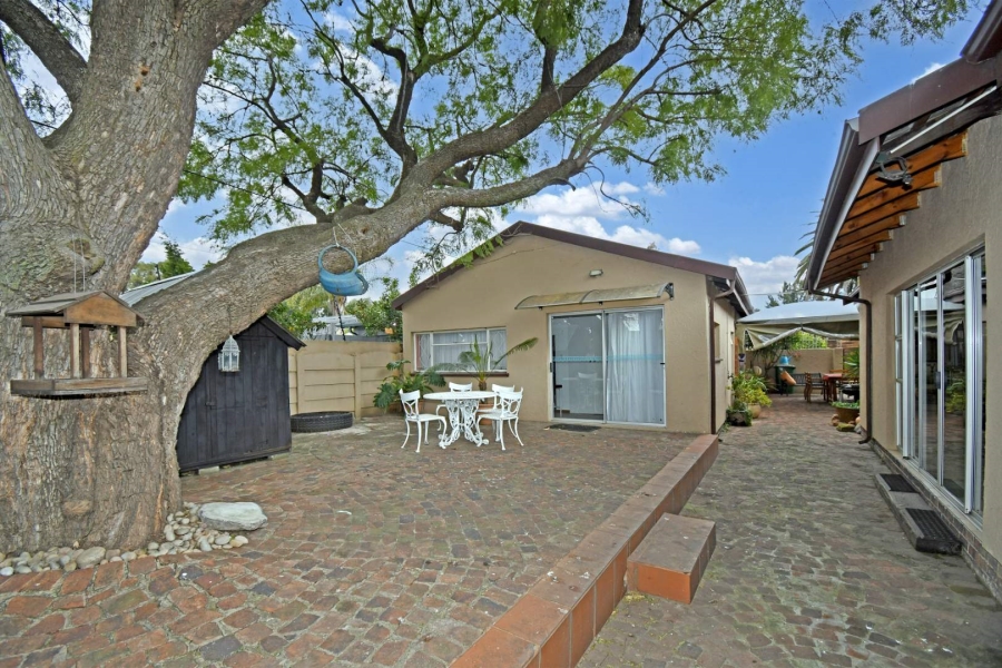 5 Bedroom Property for Sale in Libradene Gauteng