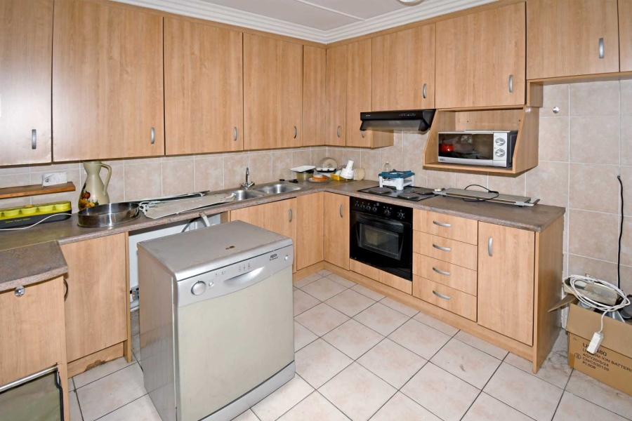 5 Bedroom Property for Sale in Libradene Gauteng