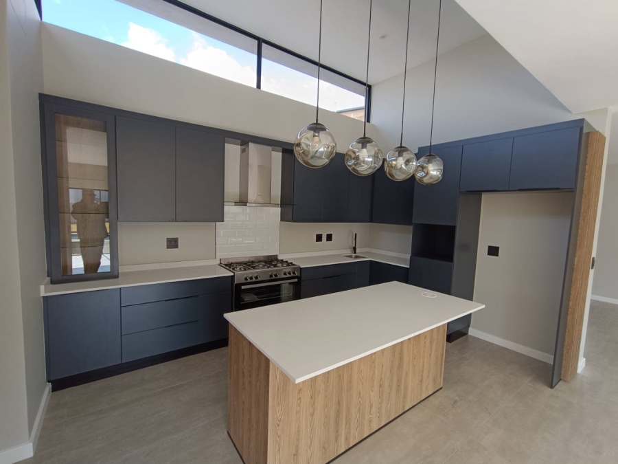 4 Bedroom Property for Sale in Midstream Heights Gauteng