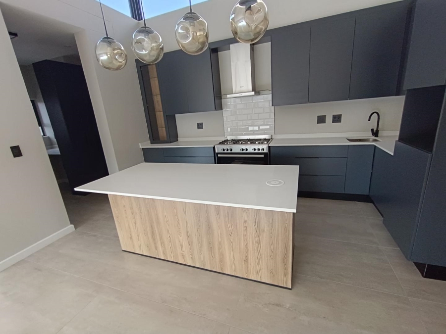 4 Bedroom Property for Sale in Midstream Heights Gauteng