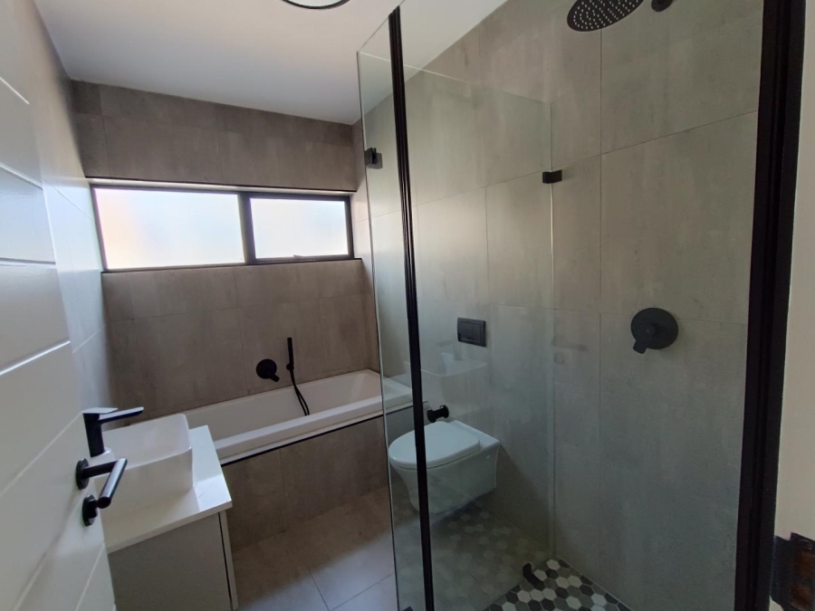 4 Bedroom Property for Sale in Midstream Heights Gauteng