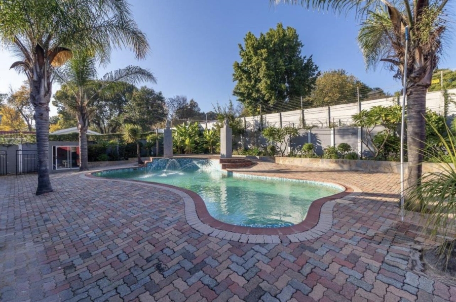 12 Bedroom Property for Sale in Bryanston Gauteng