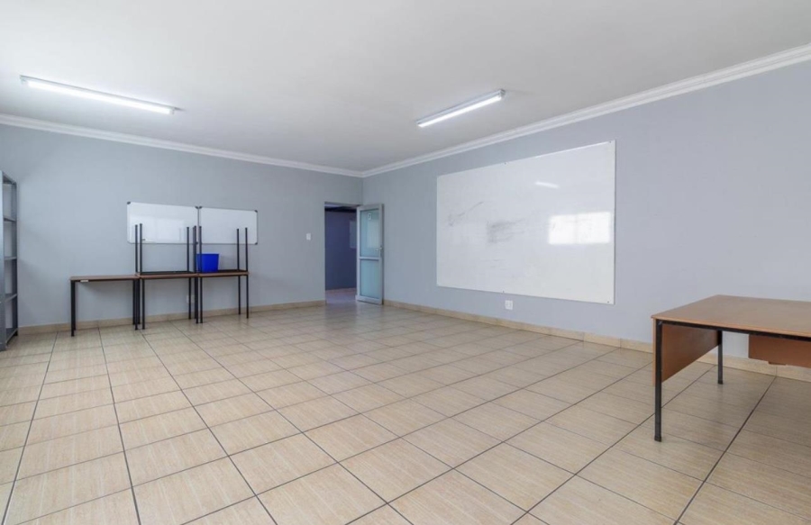 12 Bedroom Property for Sale in Bryanston Gauteng