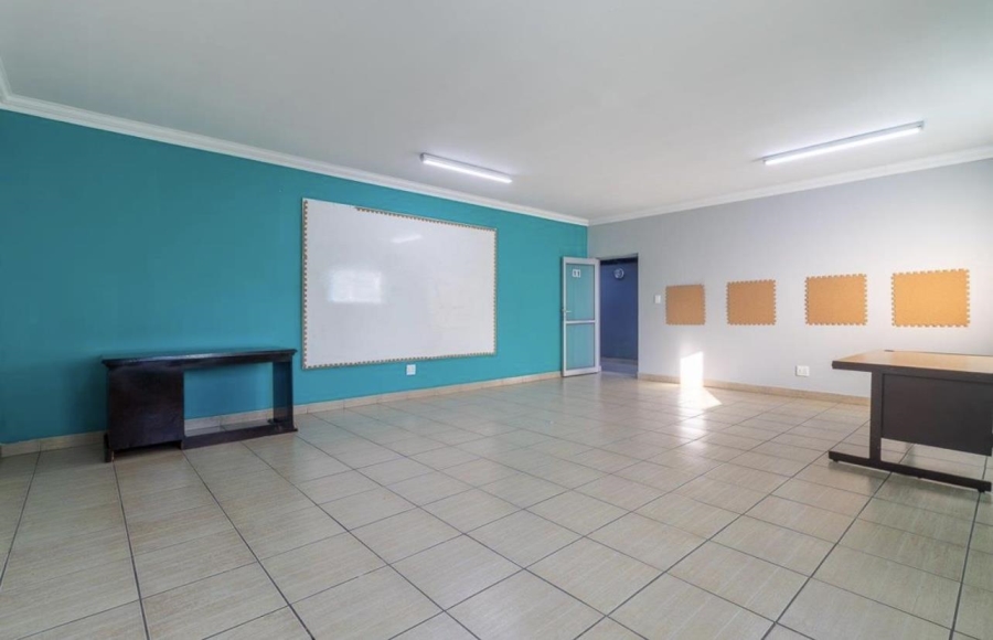 12 Bedroom Property for Sale in Bryanston Gauteng