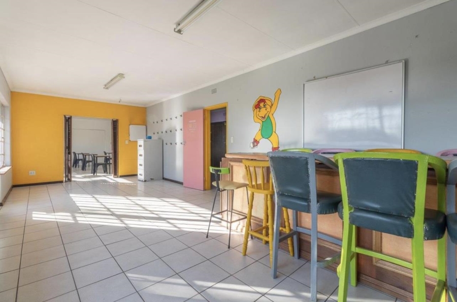 12 Bedroom Property for Sale in Bryanston Gauteng