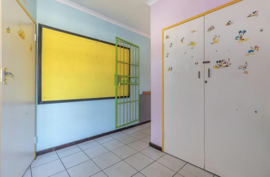 12 Bedroom Property for Sale in Bryanston Gauteng