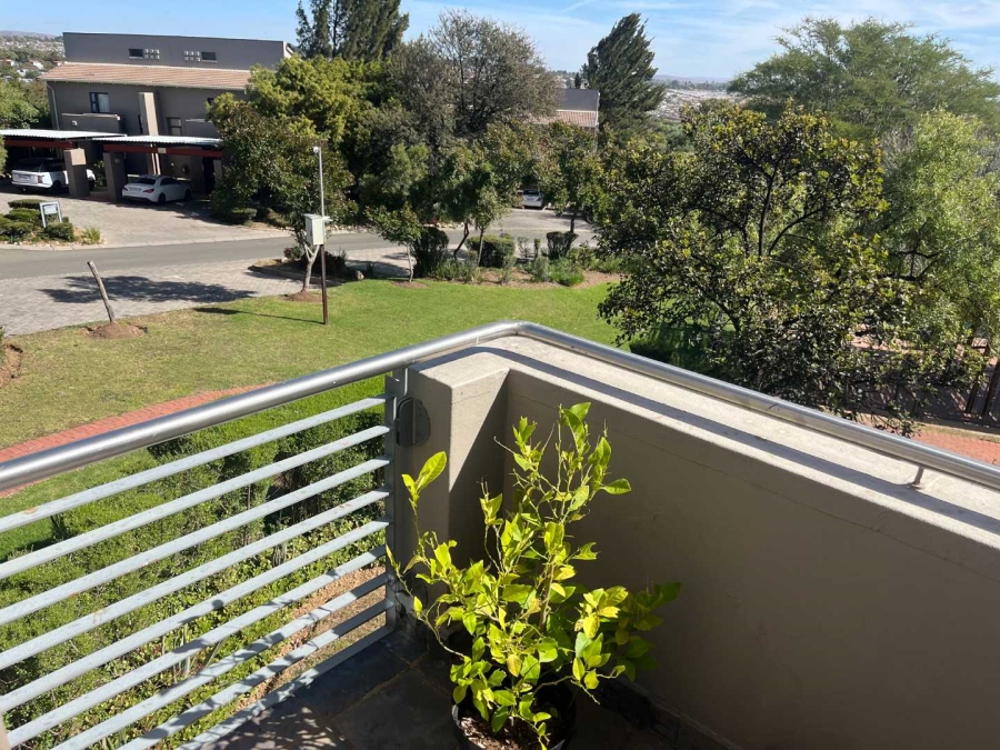 To Let 2 Bedroom Property for Rent in Jackal Creek Golf Estate Gauteng