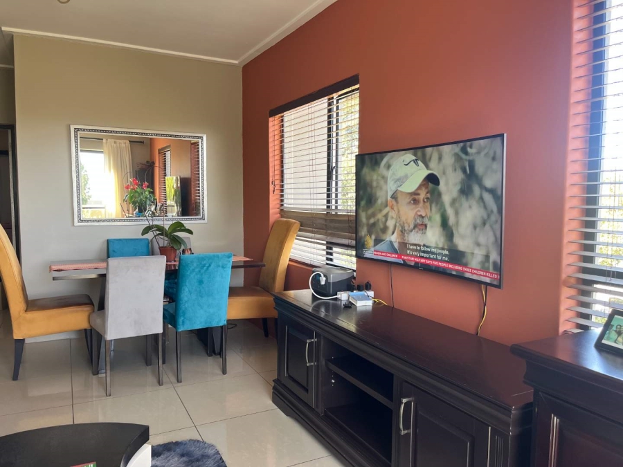 To Let 2 Bedroom Property for Rent in Jackal Creek Golf Estate Gauteng