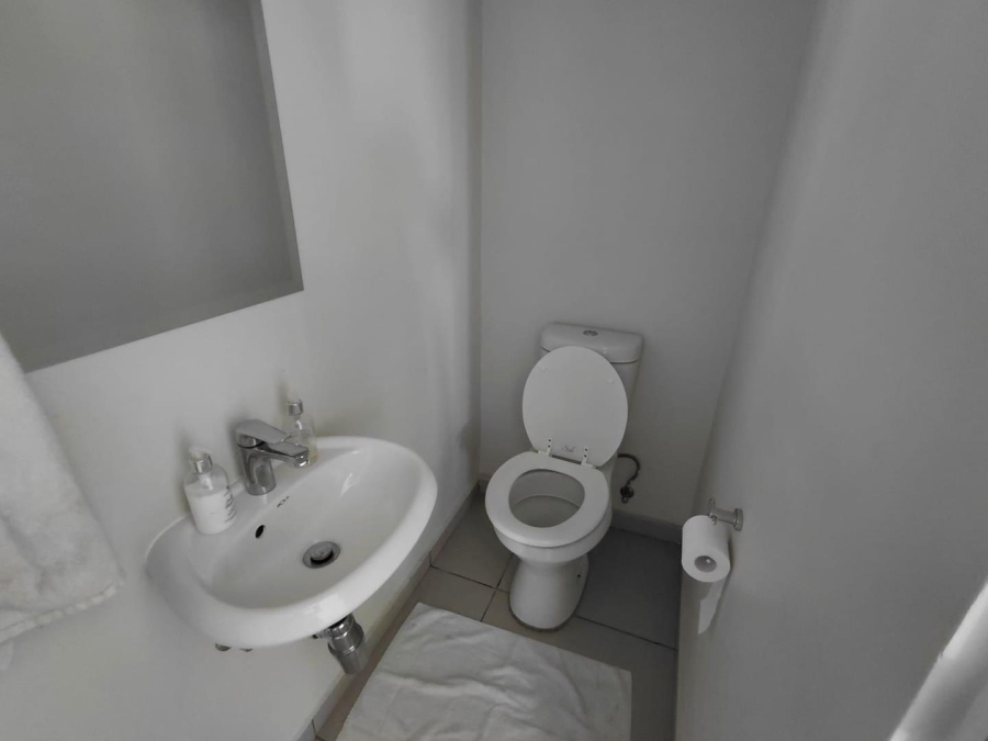To Let 3 Bedroom Property for Rent in Broadacres Gauteng