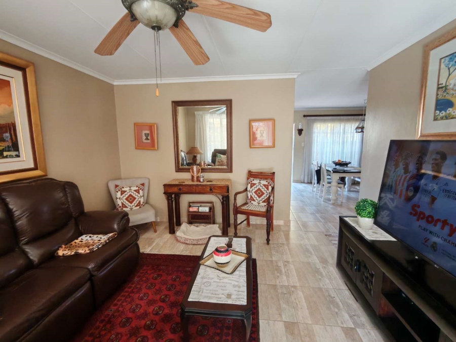 2 Bedroom Property for Sale in Eldoraigne Gauteng