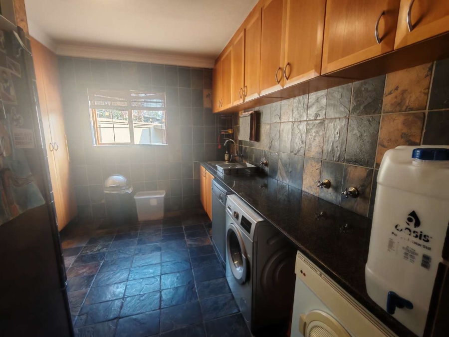3 Bedroom Property for Sale in Eldoraigne Gauteng