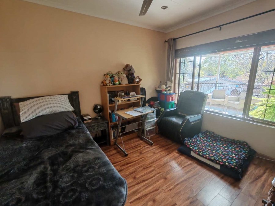 3 Bedroom Property for Sale in Eldoraigne Gauteng
