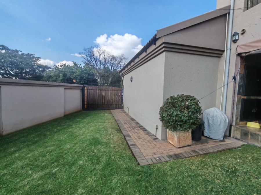 3 Bedroom Property for Sale in Eldoraigne Gauteng
