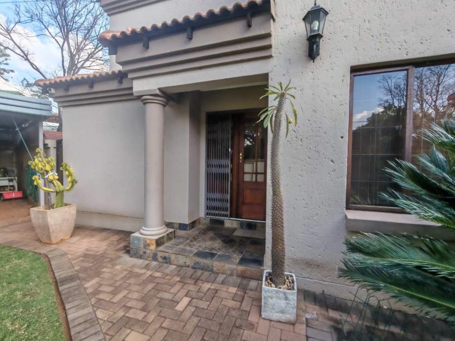 3 Bedroom Property for Sale in Eldoraigne Gauteng