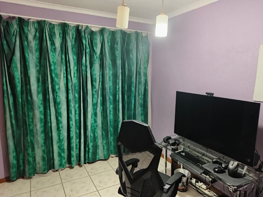3 Bedroom Property for Sale in Silverton Gauteng