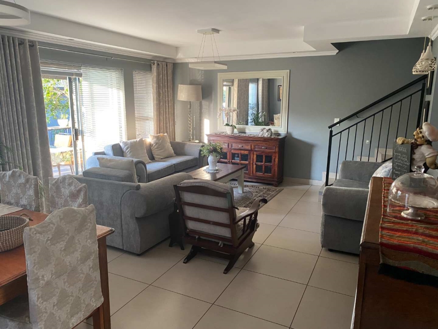To Let 3 Bedroom Property for Rent in Heritage Hill Gauteng