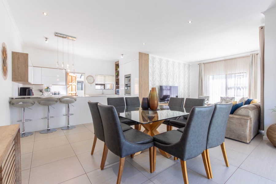 To Let 4 Bedroom Property for Rent in Willowbrook Gauteng