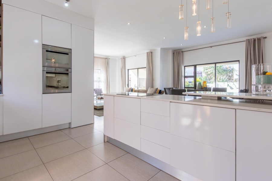To Let 4 Bedroom Property for Rent in Willowbrook Gauteng