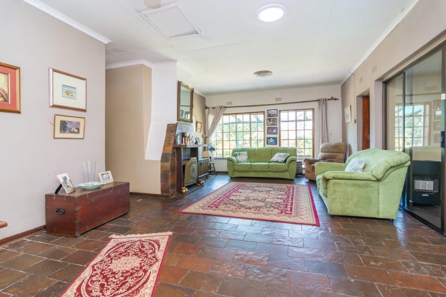 3 Bedroom Property for Sale in Protea Ridge Gauteng