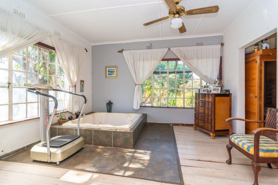 3 Bedroom Property for Sale in Protea Ridge Gauteng
